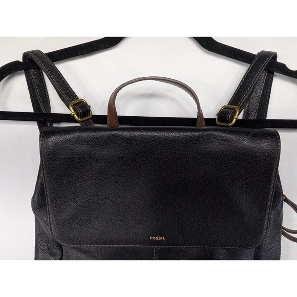 Fossil Leather Backpack Black Brown Flap Closure Adjustable Straps main image 10